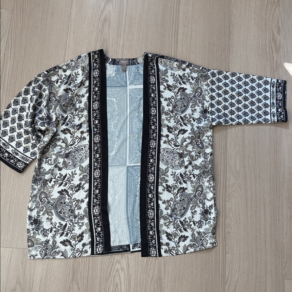Chico's kimono size L/XL